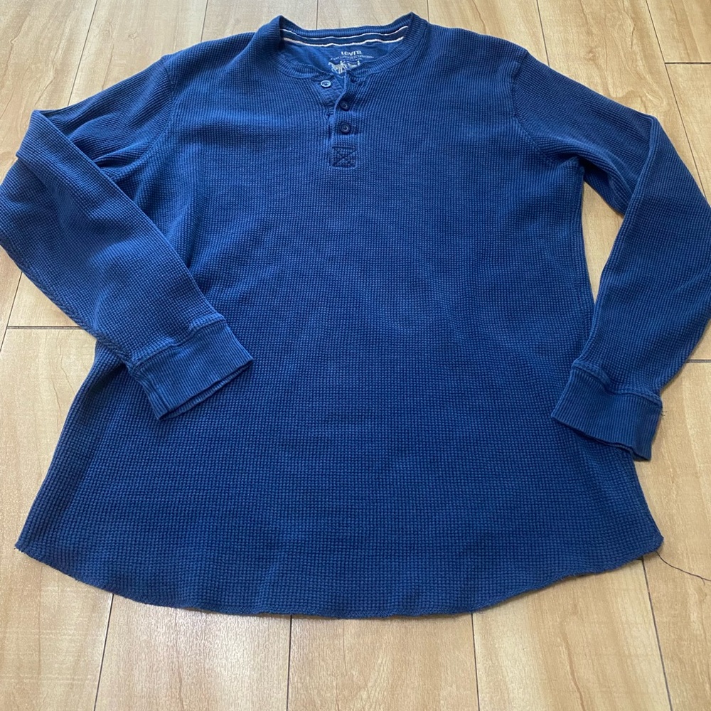 Levi’s Men’s XL Blue Long Sleeve Thermal Shirt